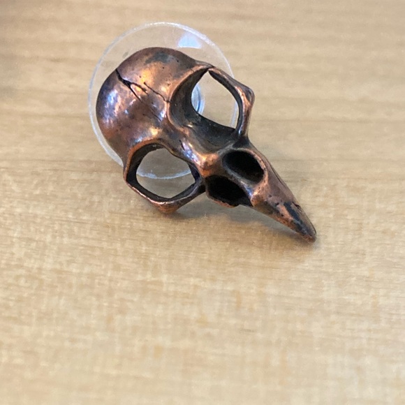💀🐦‍⬛🎁🛍️Edgar Allen Poe Raven Nevermore Bronze/Copper Skull Ear Piece - Picture 1 of 5
